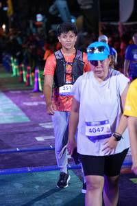 BIB: 351, 4047
                            <button type="button" onclick="openModal(26225285)" class="btn btn-primary btn-sm float-right btn-popup" data-toggle="modal" data-target=".modal-high-quality">
                        <i class="fas fa-shopping-cart"></i> Add to Cart
                    </button>
                                            <button type="button" onclick="isThisMe(26225285, true)" class="btn btn-success btn-sm float-right btn-popup btn-isme hidden" data-toggle="tooltip" data-placement="bottom" title="นี่คือรูปของคุณใช่ไหม คลิกที่นี่เพื่อเอาเข้าอัลบั้ม">
                        <i class="fas fa-plus"></i> Add to album
                    </button>
                    <button type="button" onclick="isThisMe(26225285, false)" class="btn btn-warning btn-sm float-right btn-popup btn-isnotme hidden">
                        <i class="fas fa-ban"></i> Remove from album
                    </button>